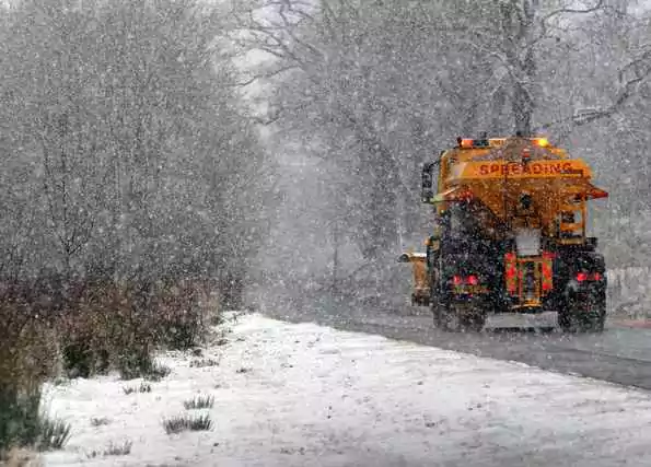 Snow Gritter amd Spreader Could Be Fatal To Dogs